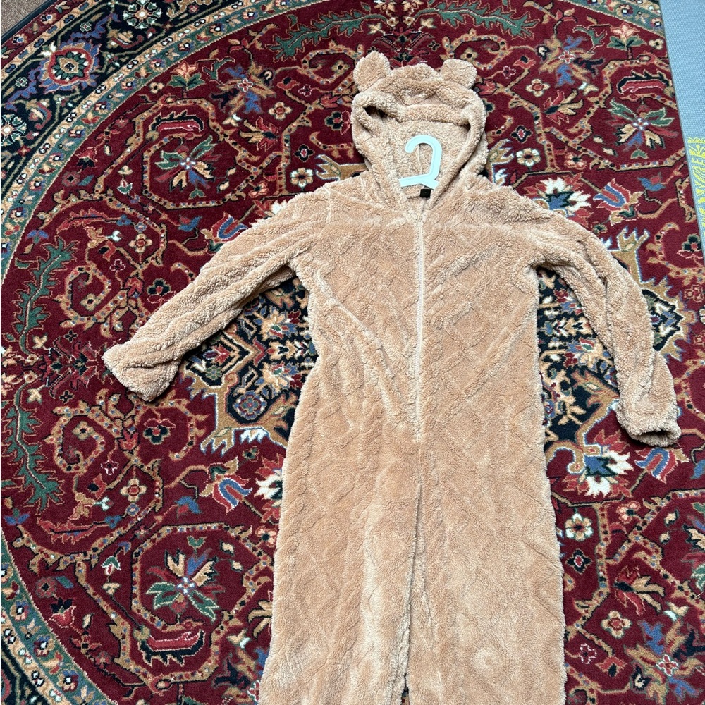 Tan soft onesie - Picture 2 of 9